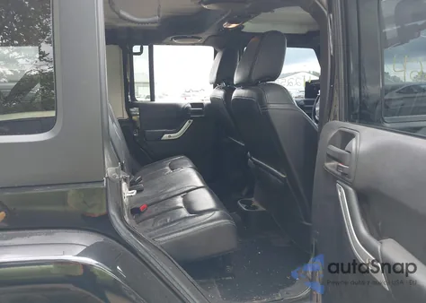 2013 Jeep Wrangler Unlimited Sahara из США, поврежденный, VIN 1C4BJWEG2DL549864